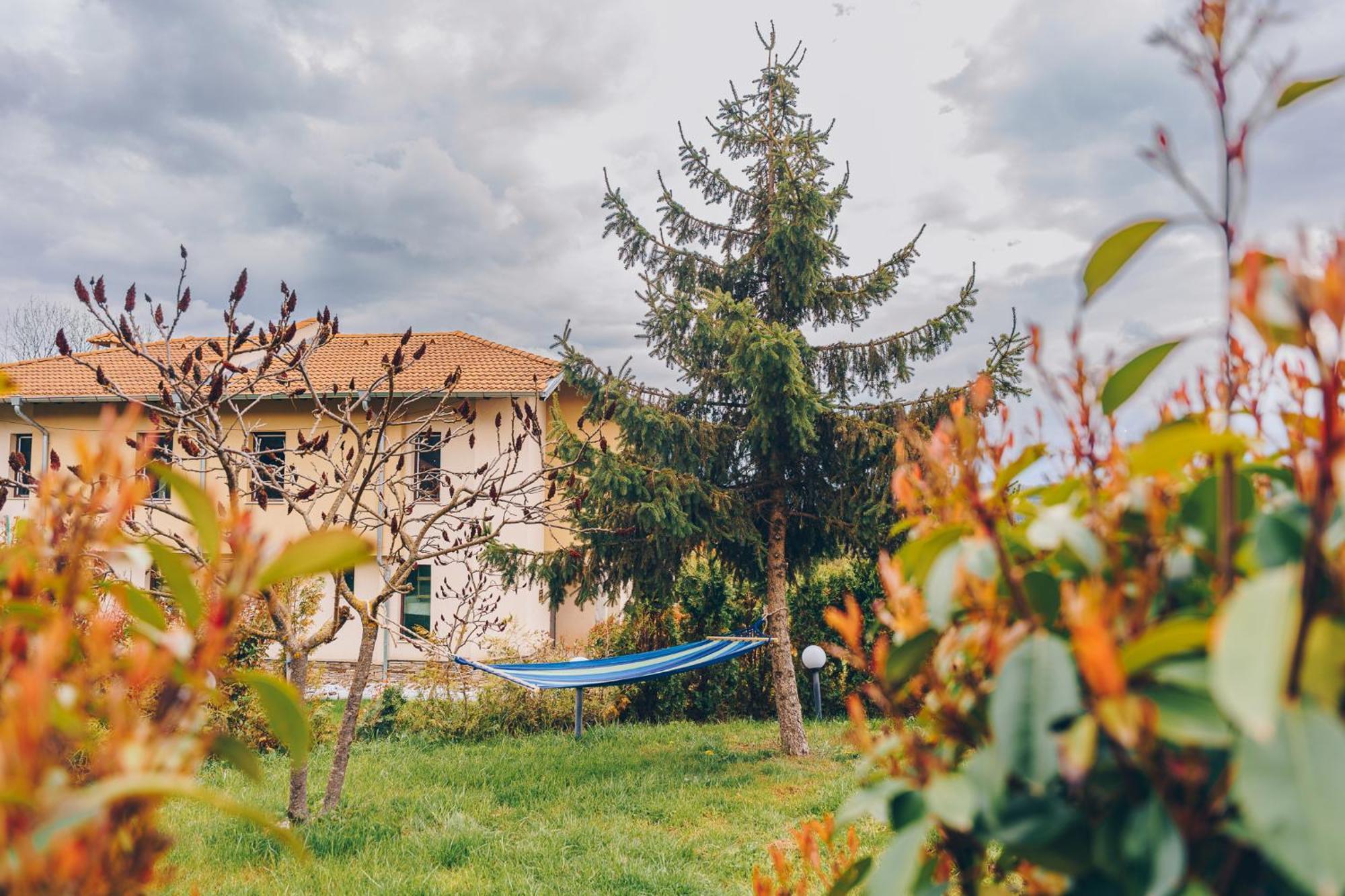 Vila Gardenia Gumoshtnik エクステリア 写真